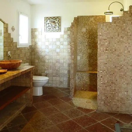 Villa Premium With Garden And Pool, Lambesc